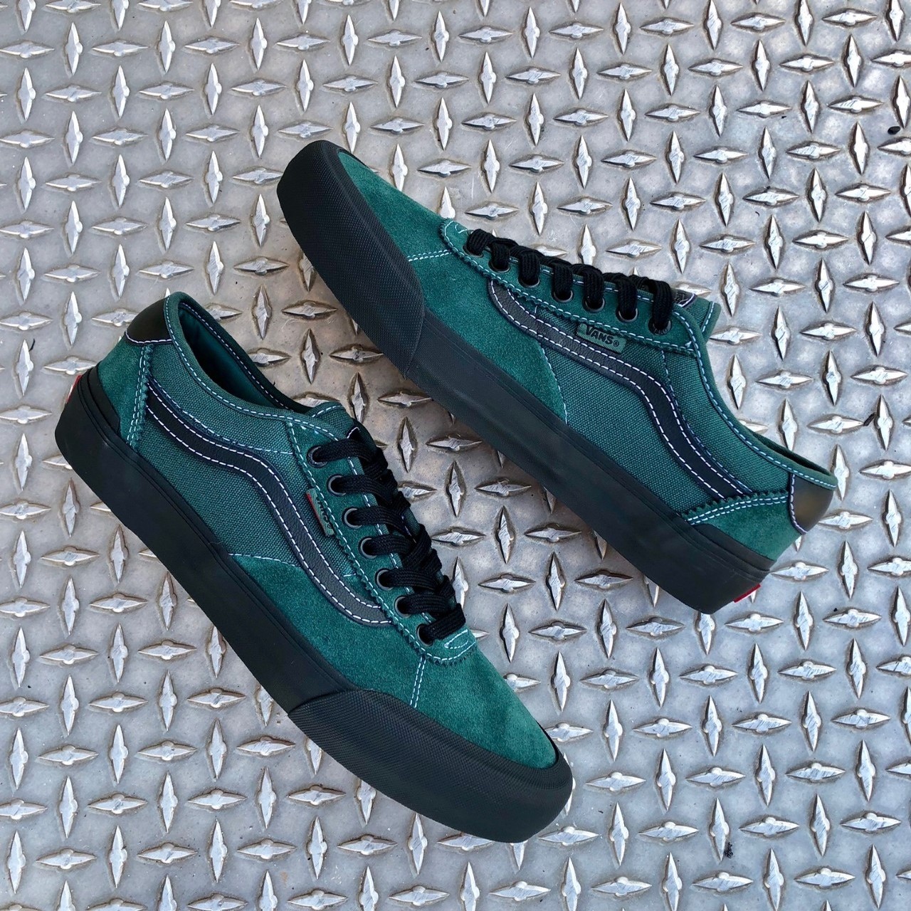 vans chima pro